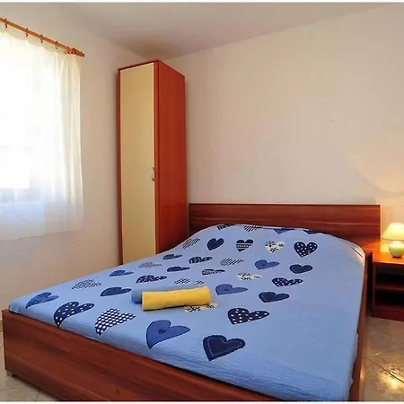 In - Insel 41286 Apartamento *